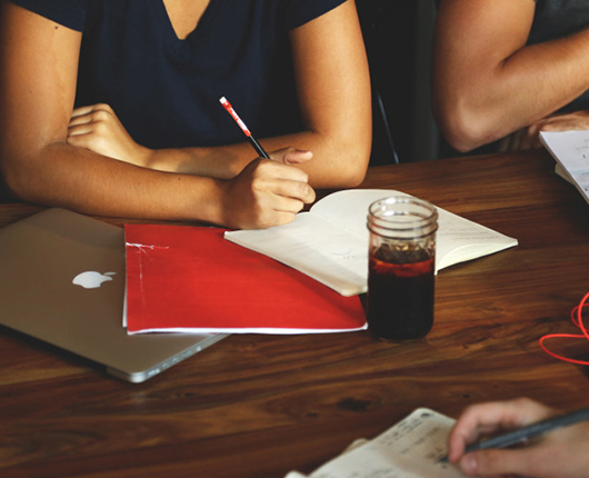 Angelegenheiten, die Aufmerksamkeit brauchen